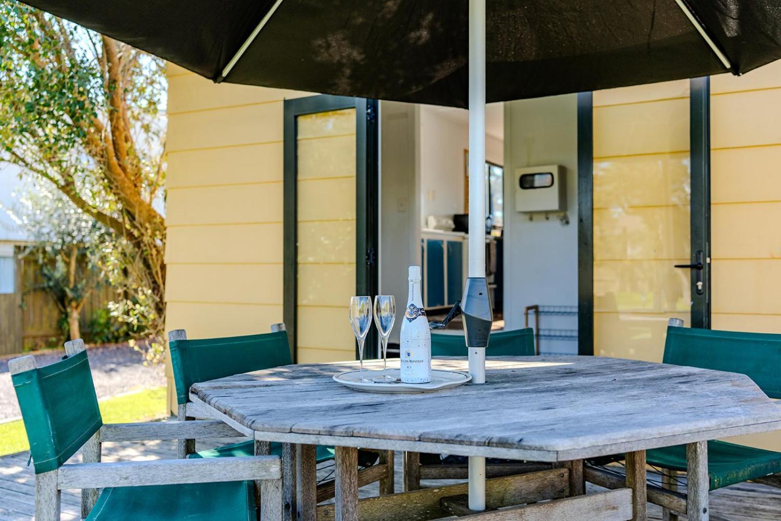Fun Family Bach, Close To Beach And Shops! Waihi Exterior photo