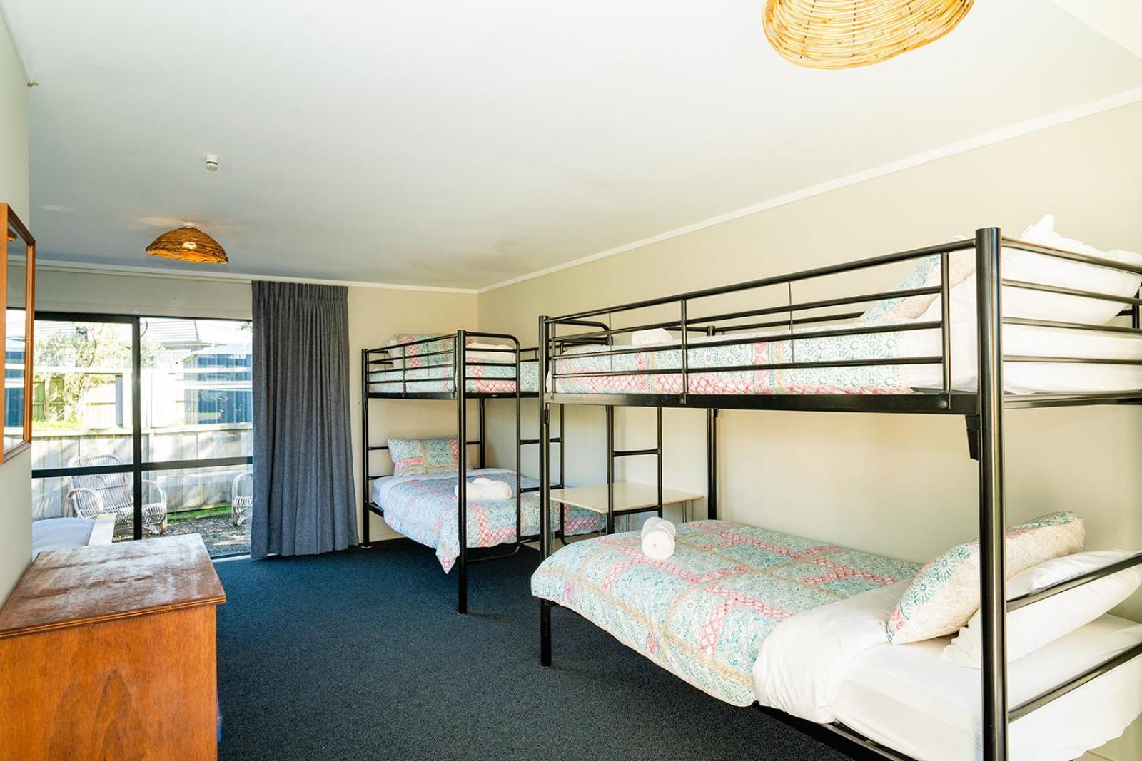 Fun Family Bach, Close To Beach And Shops! Waihi Exterior photo