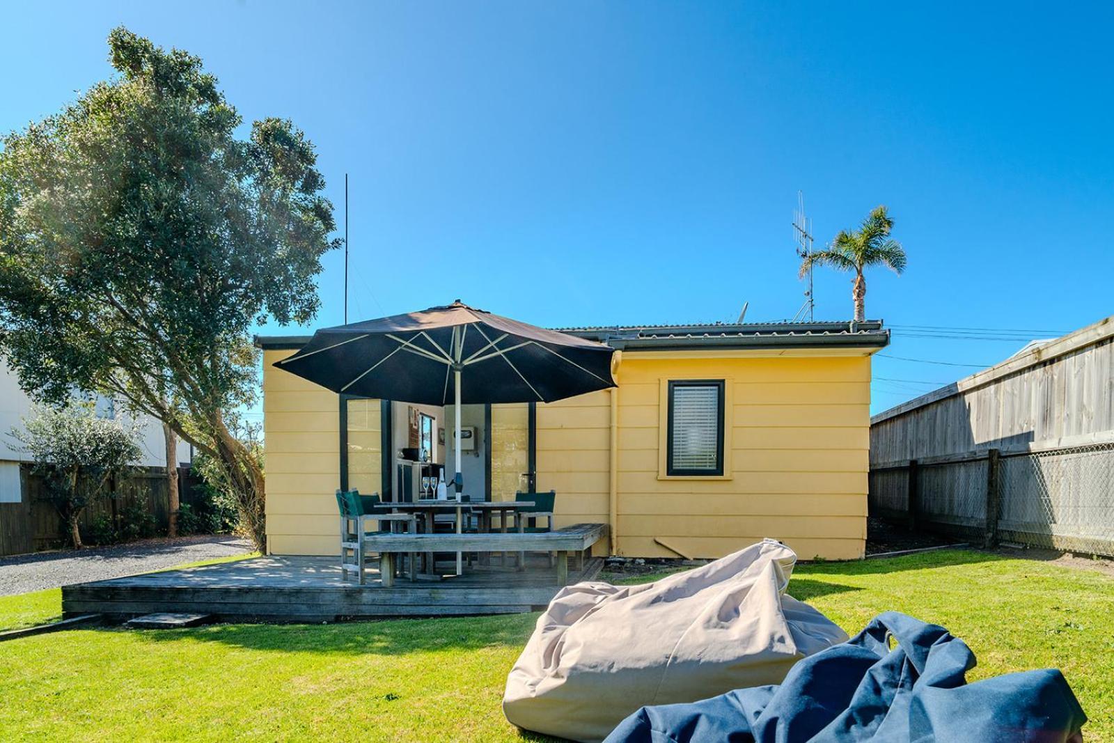 Fun Family Bach, Close To Beach And Shops! Waihi Exterior photo